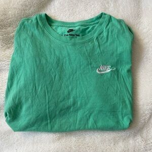 Men’s Nike Teeshirt